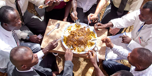 الصورة في الصفحتين ٨٤،‏ ٨٥