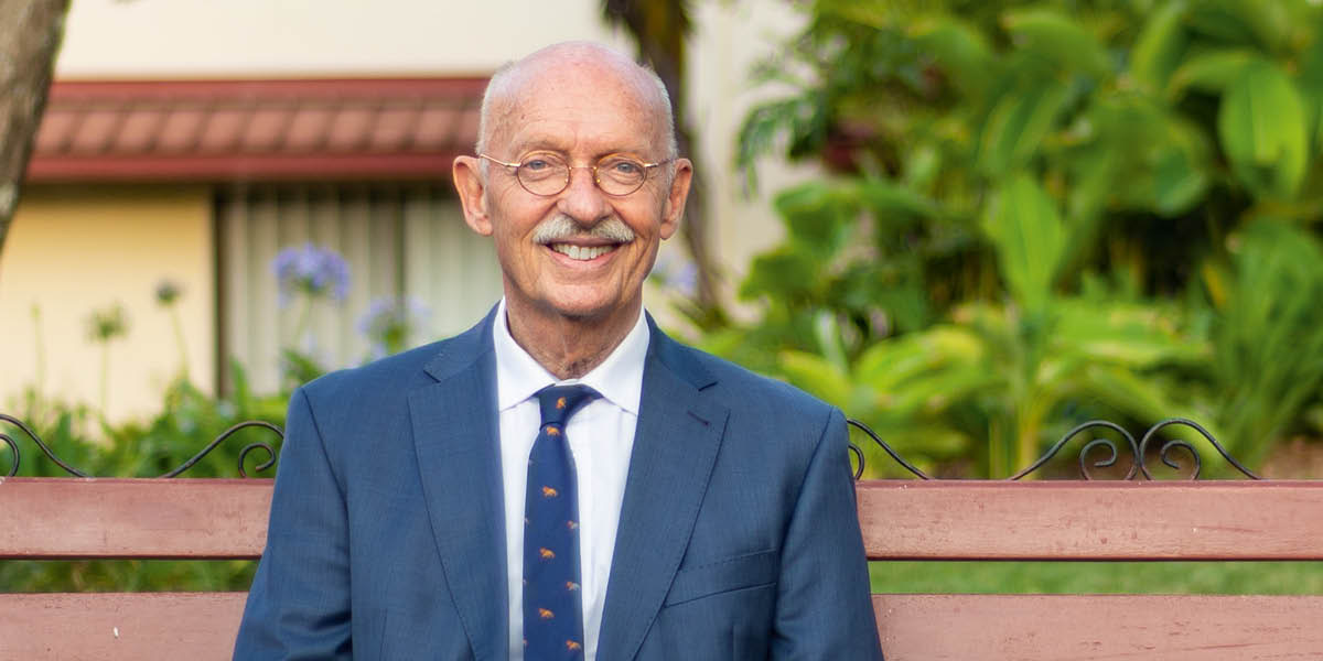E Martin Witholt.