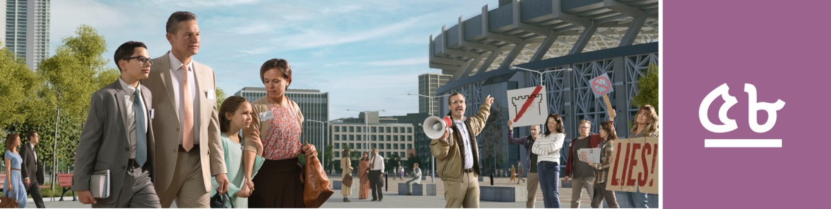 পাঠ ৫৮. একটা পরিবার একদল ধর্মভ্রষ্ট লোকদের পাশ দিয়ে শান্তভাবে হেঁটে যাচ্ছে, যারা যিহোবার সাক্ষিদের সম্মেলনে আসা লোকদের নিয়ে ঠাট্টা করছে।