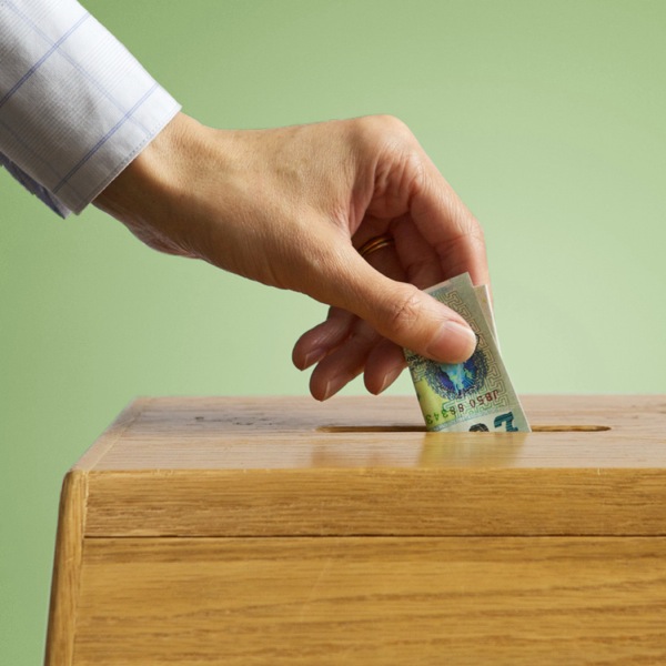Fent una contribució voluntària