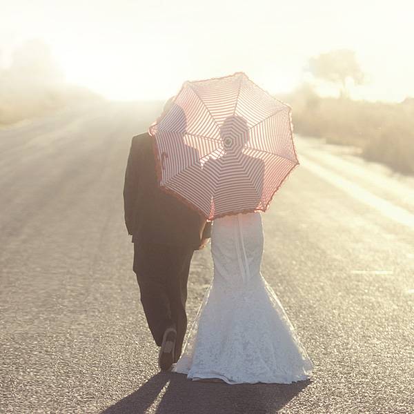 一對剛結婚的夫婦