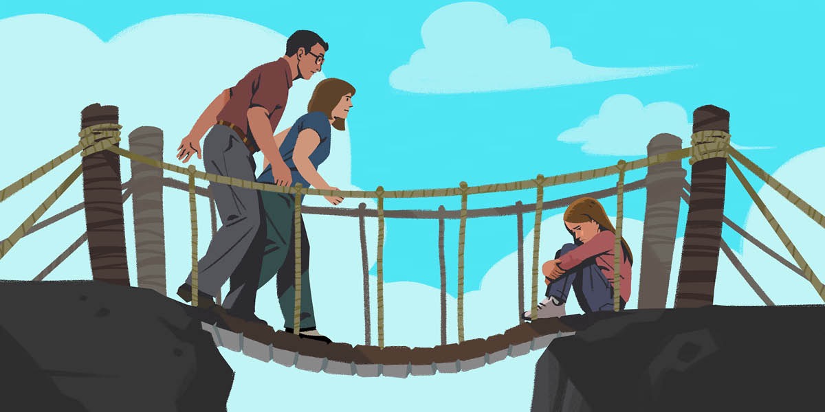 Unos padres cruzando un puente para ir con su hija