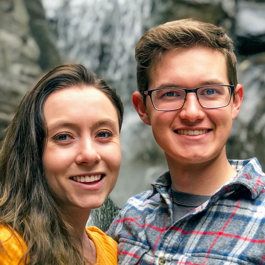 Monica y Shawn.