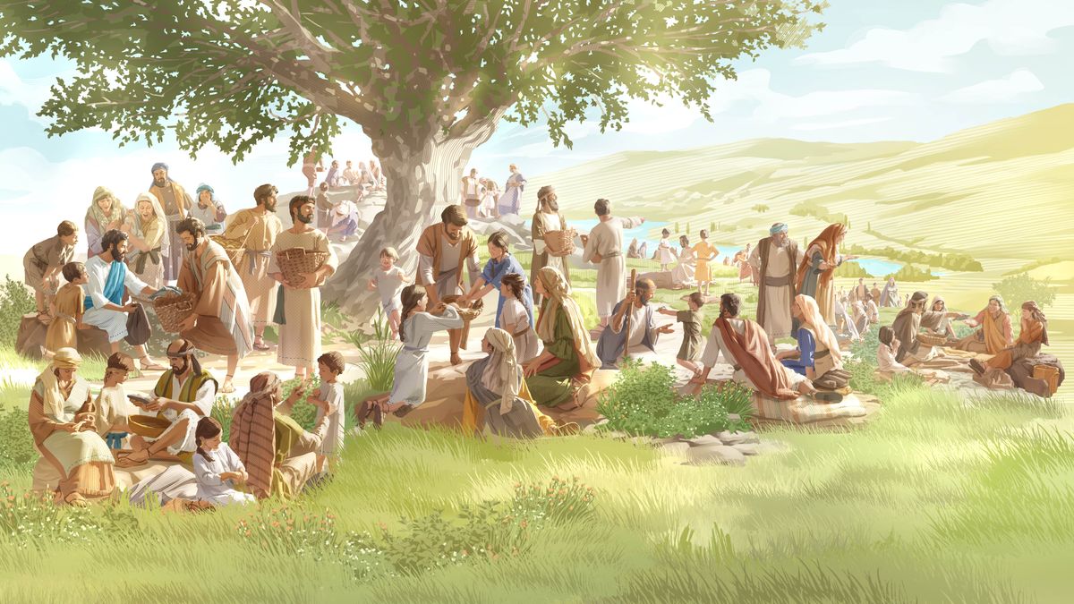 Jesús les da pan y pescado a sus discípulos. Los discípulos distribuyen la comida entre una multitud de hombres, mujeres y niños.