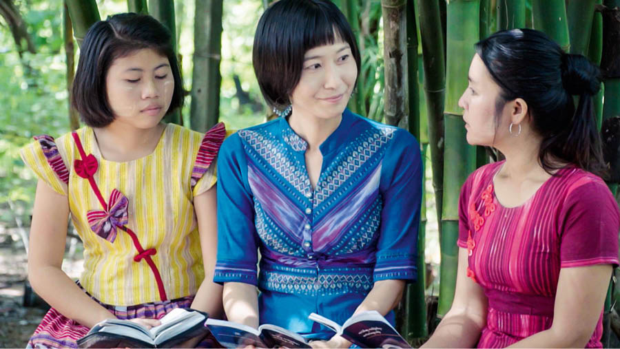Poto bideo Misionerora zarea opanʉta Daizeze Bedʼea jaradiaita. Yuwẽrã misionera abʉba jaradianʉmʉ ẽbẽra wẽrã abaʉʼa.