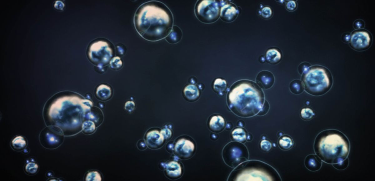 Foto ampliada de moléculas de agua.