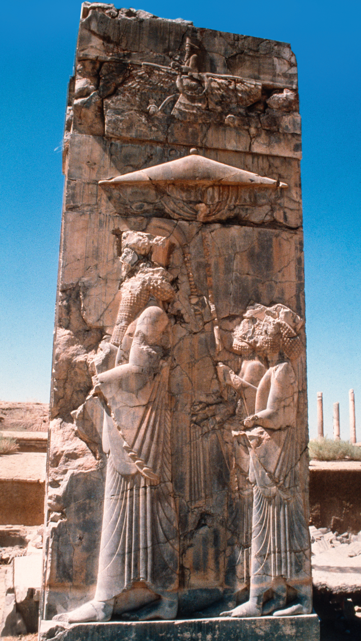 [Εικόνα στη σελίδα 329]