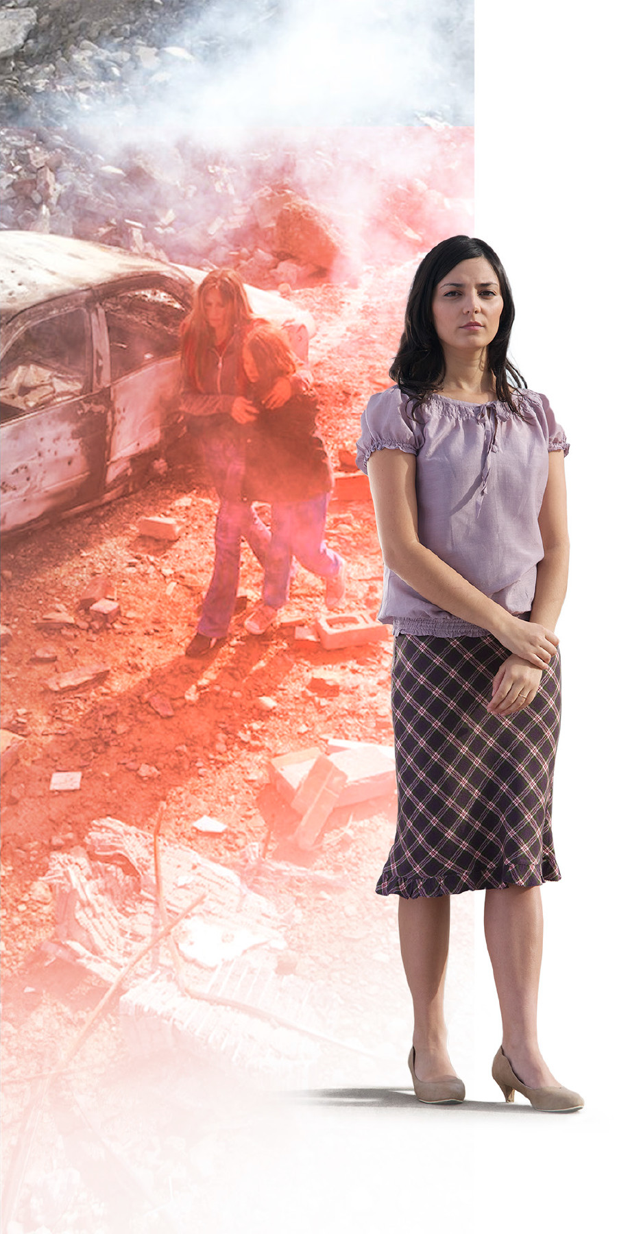 Alona anxious over the danger of a bomb explosion