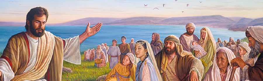 Jeesus opettaa ihmisjoukkoa