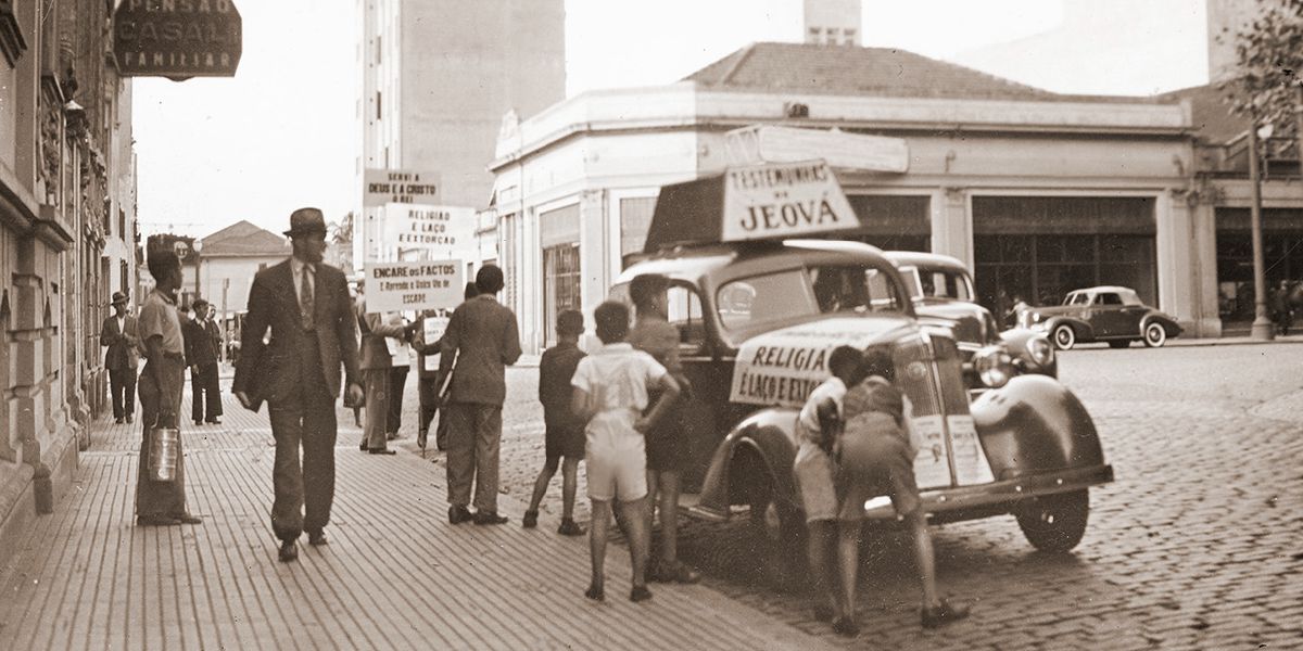 Kaiutinauto Brasiliassa