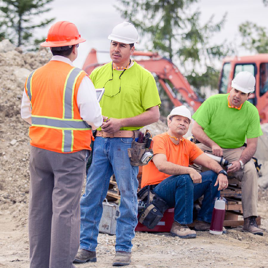 Te tari te mwaane ngke e taetae ma ana mataniwi ao a kakauongo raona ni mwakuri
