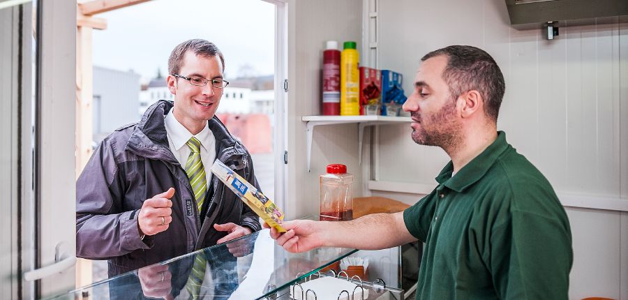 E anga Johannes te turaeki nakon te tia boobwai