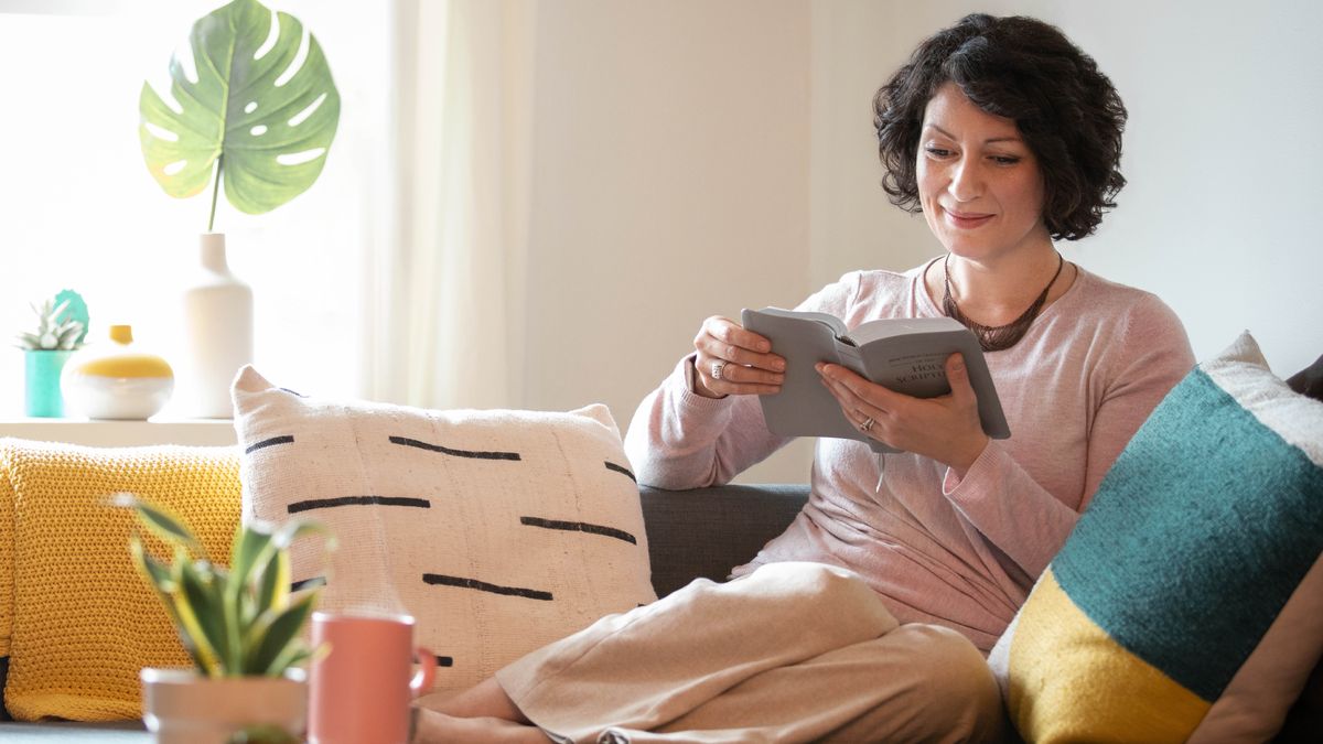 Te tari te aine ae wareka te Baibara ni mwengana.