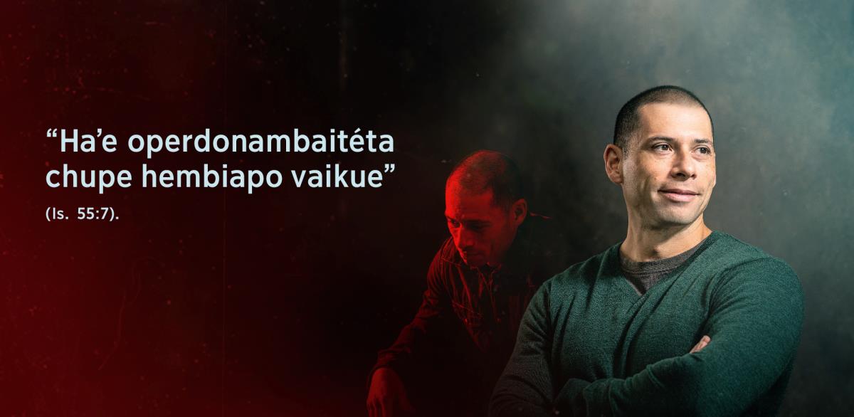 Pe fráse “Haʼe operdonambaitéta chupe hembiapo vaikue” oñeguenohẽva Isaías 55:​7-gui, oñemoĩ peteĩ ermáno ykére. Pe ikupépe haʼe ojekuaa oñembyasy ha oñeñandu vaietereiha. Pe fréntepe haʼe ojekuaa ovyʼa ha ojeroviaha.