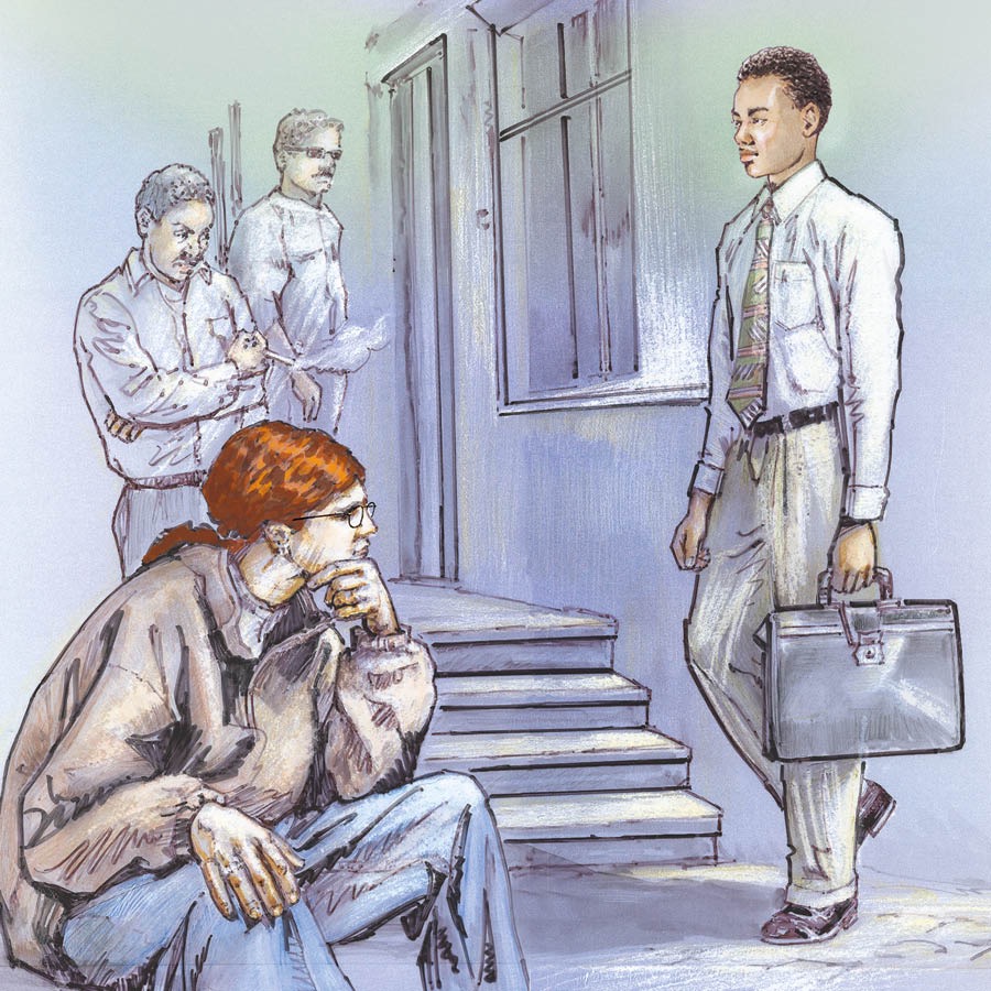 Mutane da yawa suna kallon wani Mashaidin Jehobah a unguwarsu