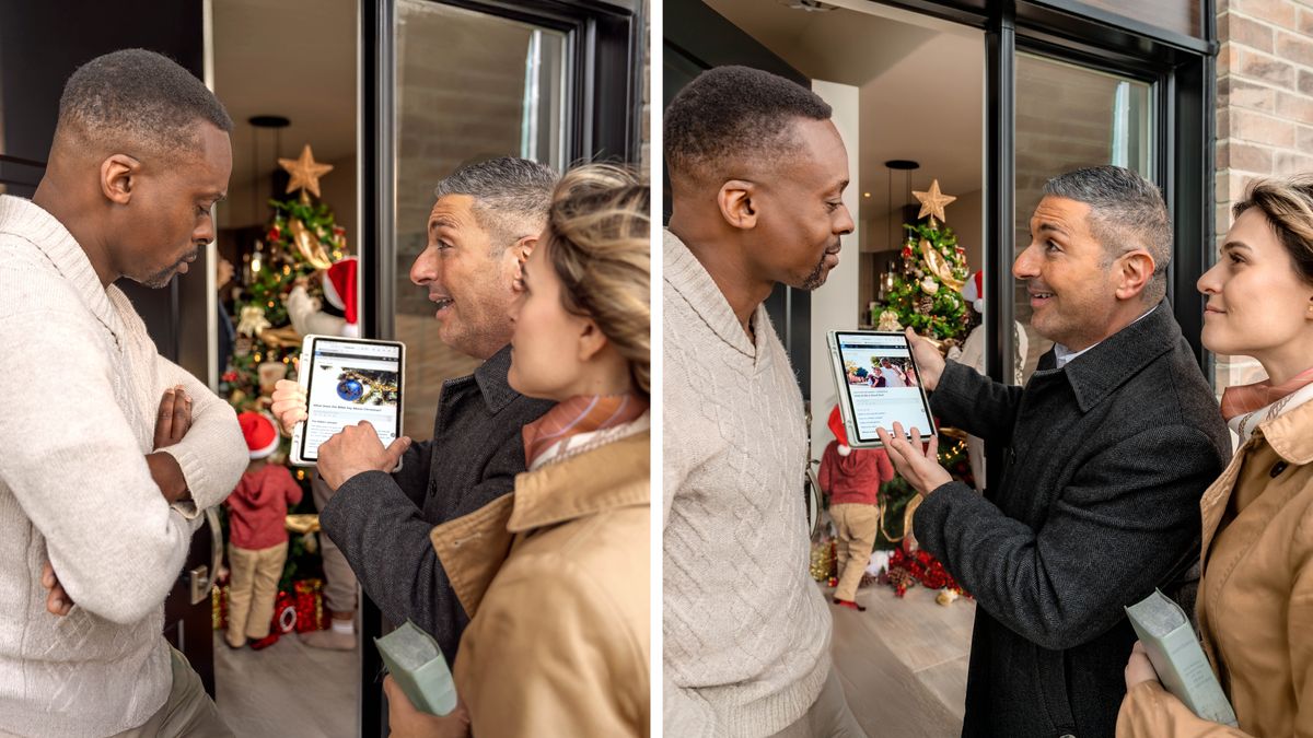 Pichas showing two diffren ways one coupo preach to one guy at his door while his ohana decorate da Christmas tree inside da house. 1. Da coupo show da guy one article on jw.org, “What Does the Bible Say About Christmas?” Da guy stay mad an get his arms crossed az he lissen to dem. 2. Da coupo show da guy one article on jw.org, “How to Be a Good Dad”. Da guy smile an lissen.