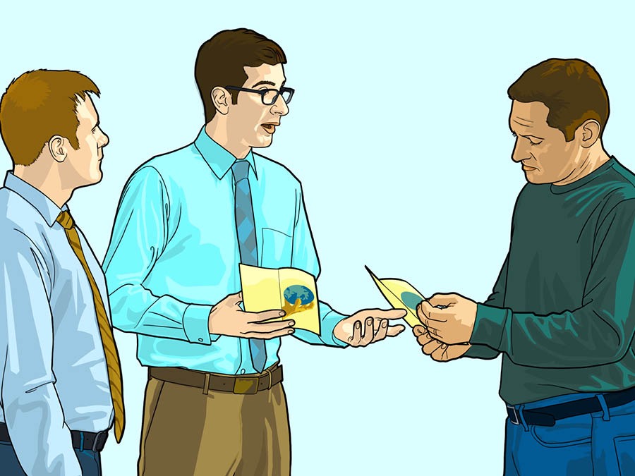 Քարոզիչը ծառայում է Աստվածաշունչ ուսումնասիրողի հետ