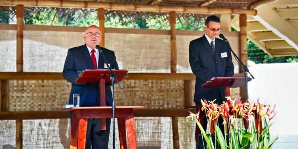 Gambar di hlm. 28