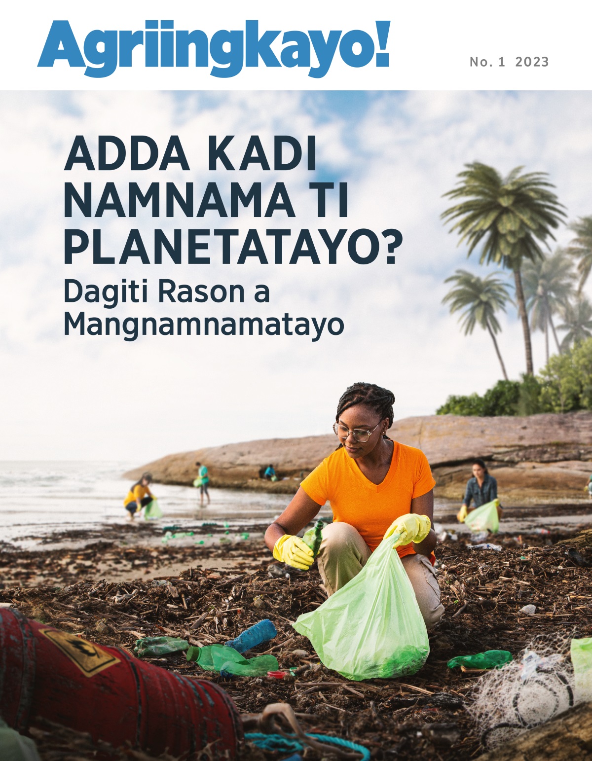Maysa a grupo dagiti tattao nga agpidpidut iti basura iti igid ti beach.
