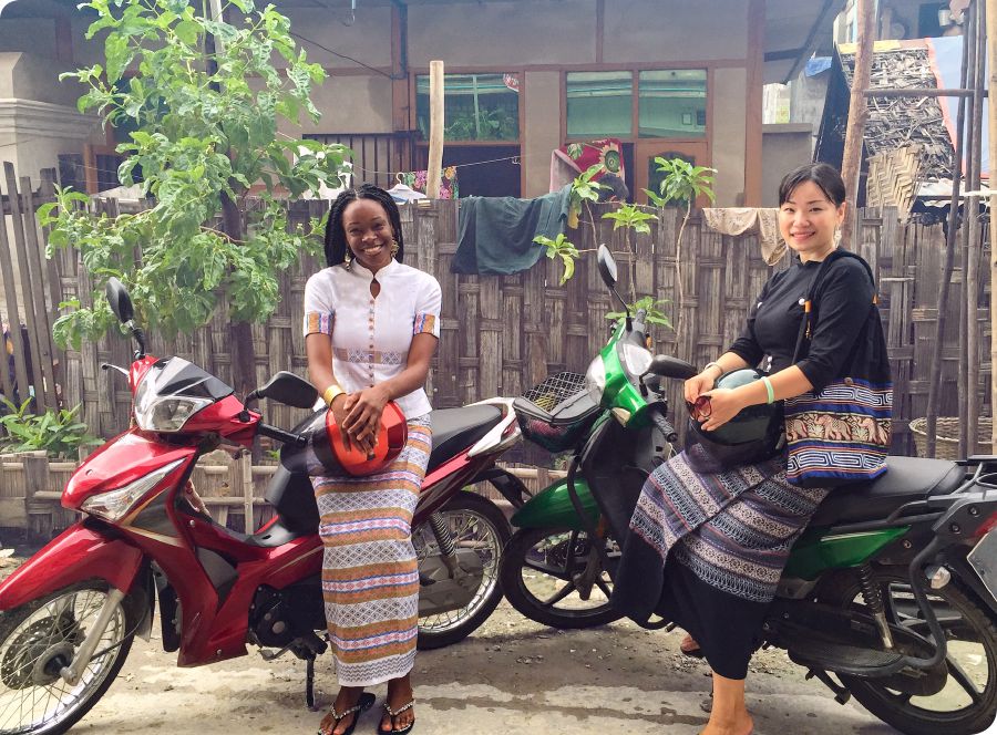 Monique avọ Li