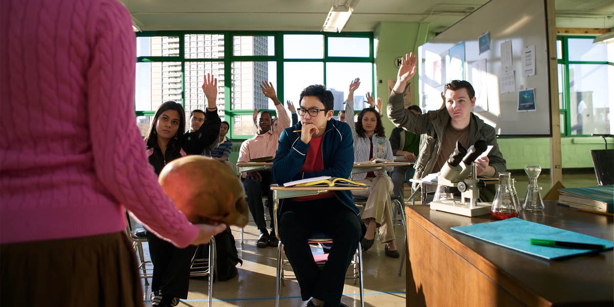 In classe, durante una lezione sull’evoluzione, uno studente si trova di fronte a un dilemma