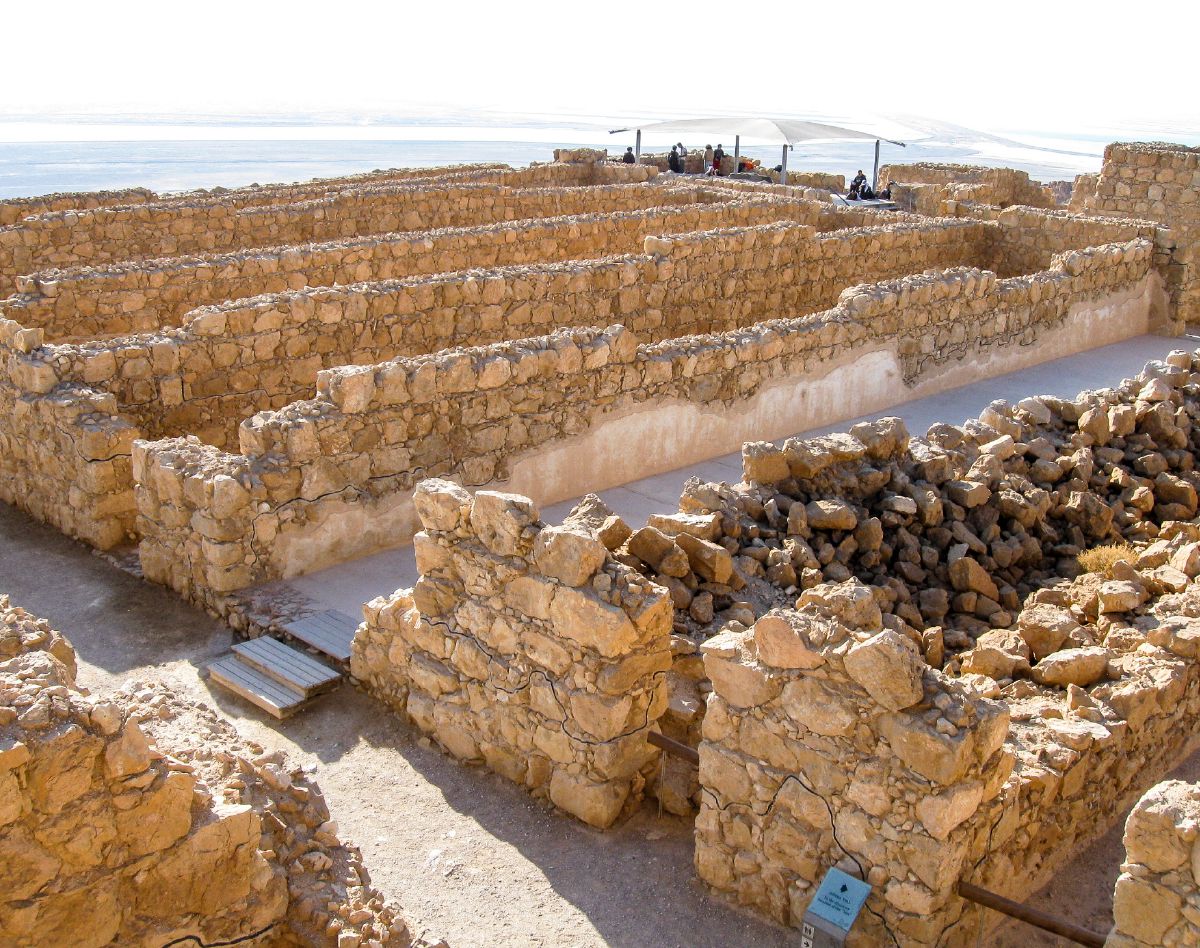 Resti di antichi depositi a Masada