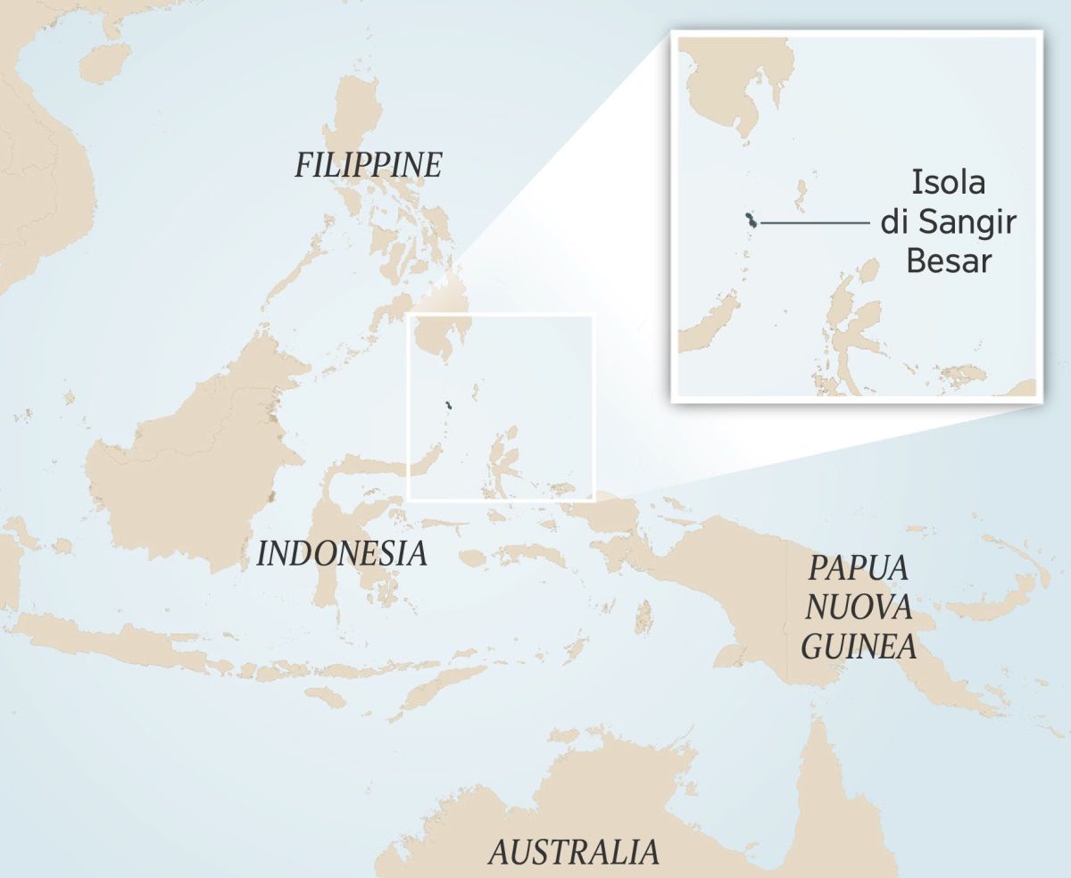 Una cartina dell’Indonesia e delle nazioni vicine. Nel riquadro si vede la piccola isola di Sangir Besar.