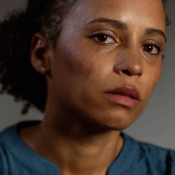 「目ざめよ！」2020 No. 2 | つらいとき 知っておきたい5つのポイント