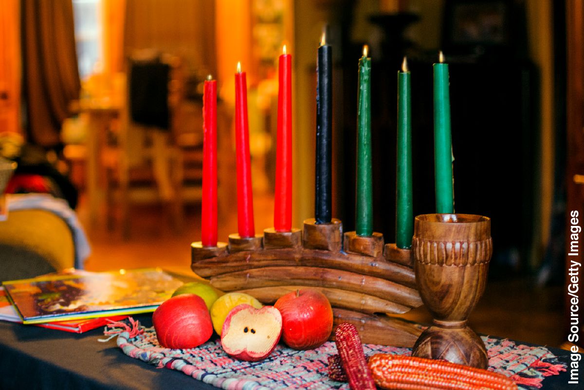 Persembahan ing perayaan Kwanzaa