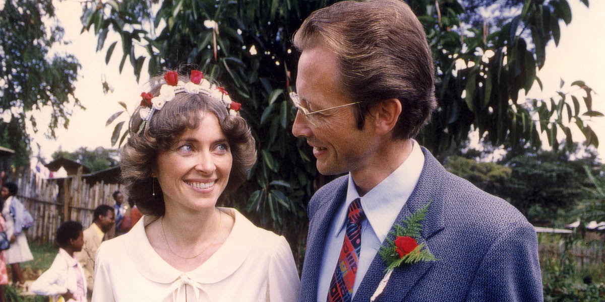 Manfred lan Gail Tonak wektu nikah
