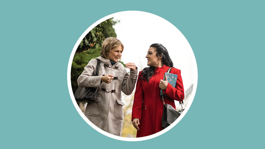 Jun li hermaan li cheek chik naseeraqʼik rikʼin jun li rechpaabʼanel li toj saaj naq yookebʼ chi puktesink.