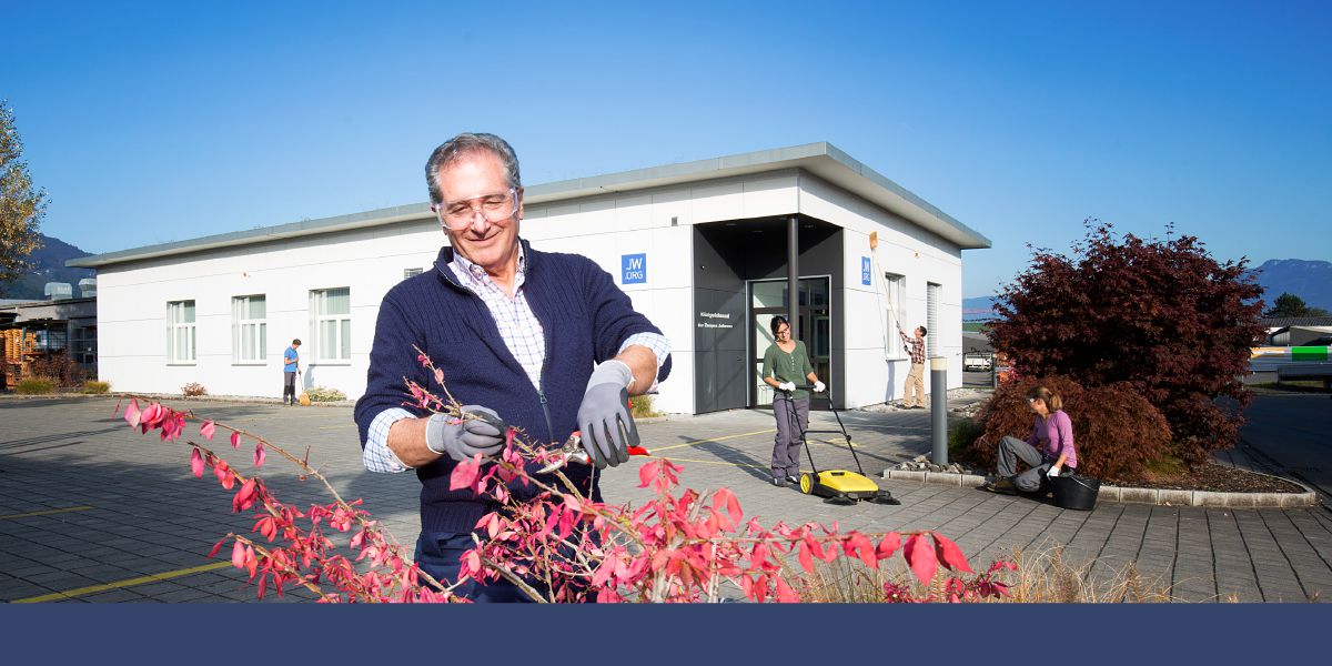 Eendombwedi daJehova moSwitzerland tadi wapaleke Olupale lOuhamba opo li kale monghalo iwa