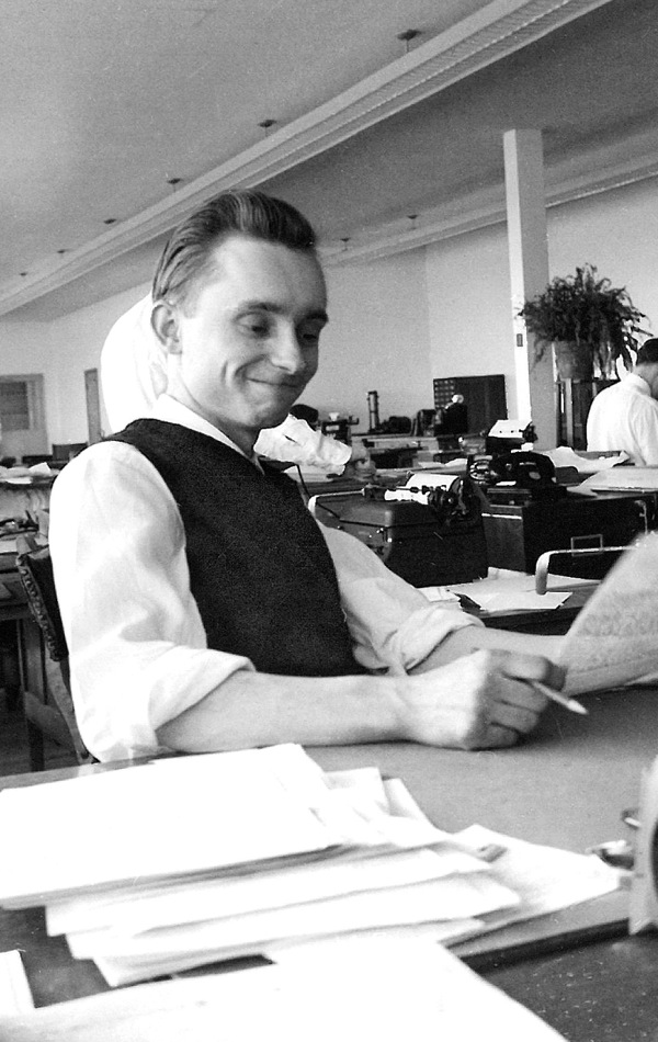 Kenneth Little ta longo moBetel