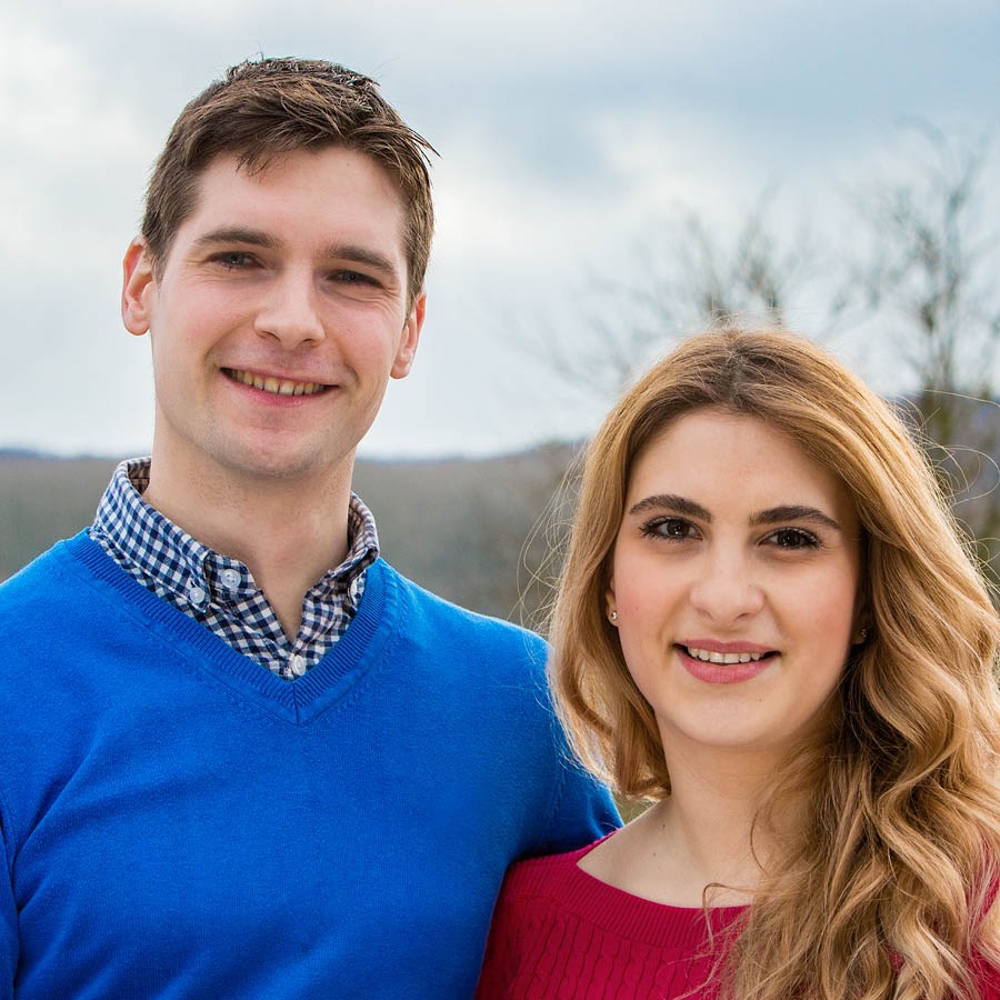 에런과 플라비아