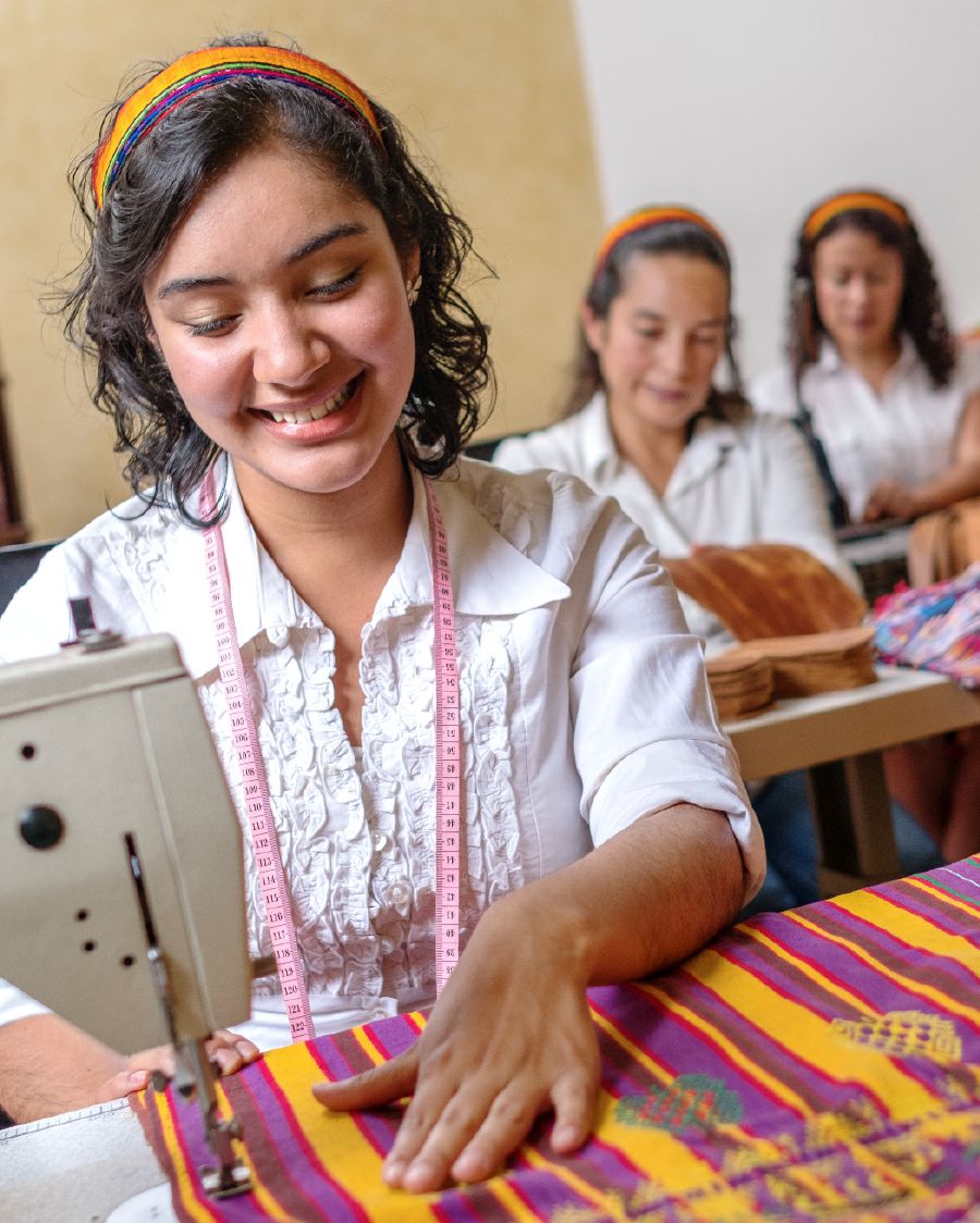 Mwannyinaffe ng’anyumirwa omulimu gwe