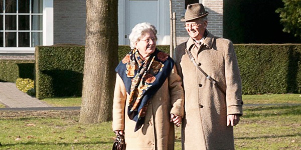 [Ekifaananyi ekiri ku lupapula 27]