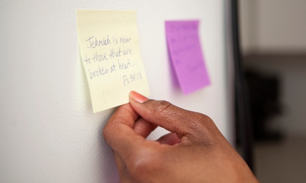 [Ekifaananyi ekiri ku lupapula 9]