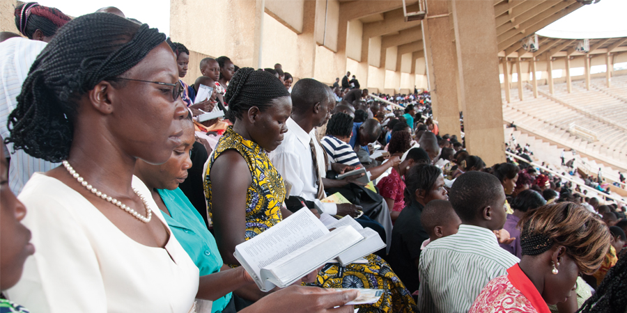 Ekifaananyi ekiri ku lupapula 11