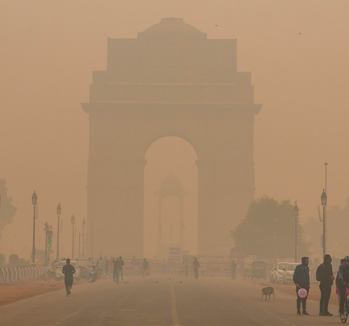 Tshimenga tshia New Delhi mu Inde, ku ndekelu kua 2019, muikale tshibungibungi bua dinyanguka dia kapepe dibi divuamu.