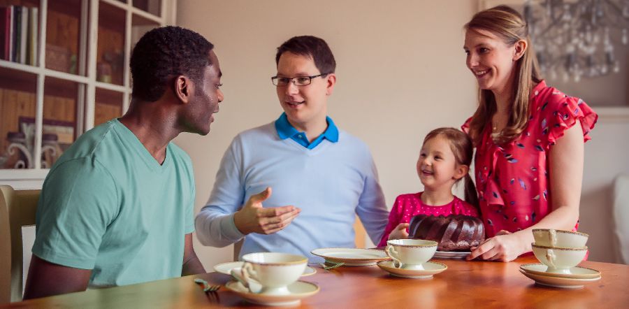 Dîku kampanda diakidila muenyi udi mufume mu ditunga dikuabu ku nzubu kuabu