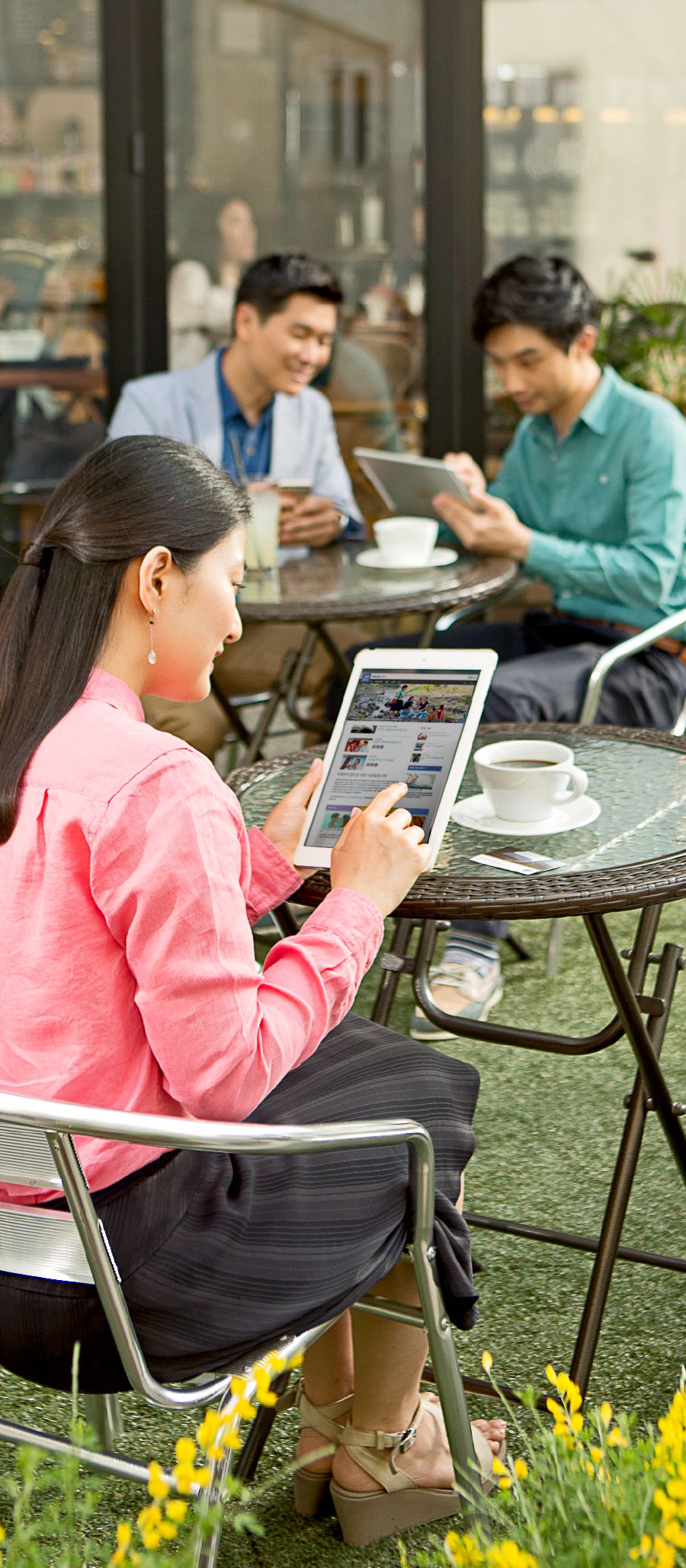 Pag sẽn zĩ n yũud kafe, la a get jw.org sɩt wɛɛbã