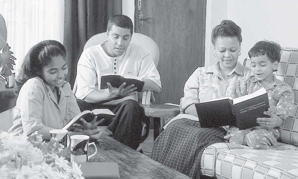 [စာမျက်နှာ ၂၂ ပါ ရုပ်ပုံ]