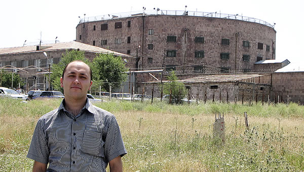 [စာမျက်နှာ ၃၀ ပါ ရုပ်ပုံ]