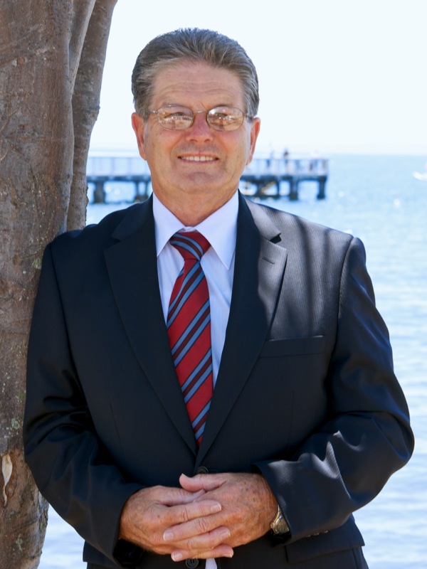 [စာမျက်နှာ ၉ ပါ ရုပ်ပုံ]