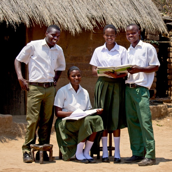 စာမျက်နှာ ၃၂ ပါ ရုပ်ပုံ