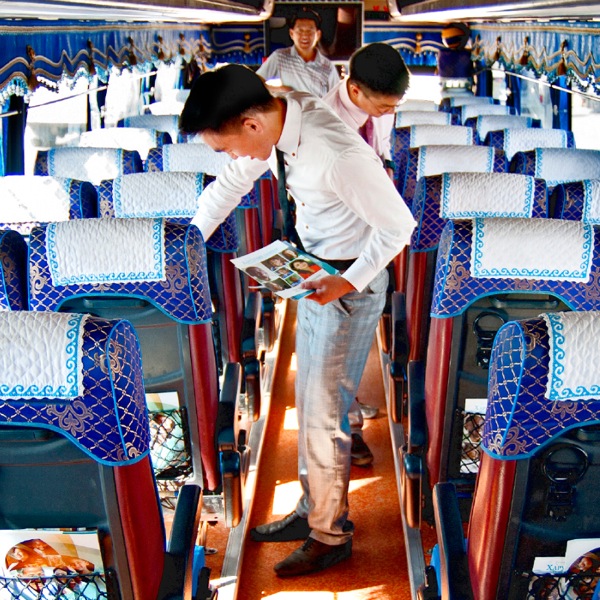 စာမျက်နှာ ၆၁ ပါ ရုပ်ပုံ