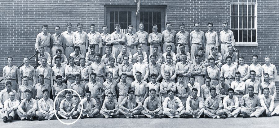 Corwin Robison iuan oksekimej tokniuan akin okintsajkej Ashland, Kentucky pampa xtlapaleuiya ipan guerra