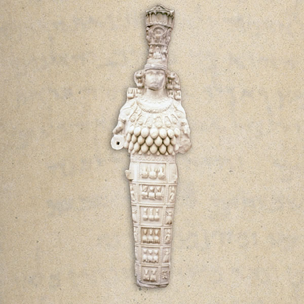 Een beeldje van de Efezische godin Artemis