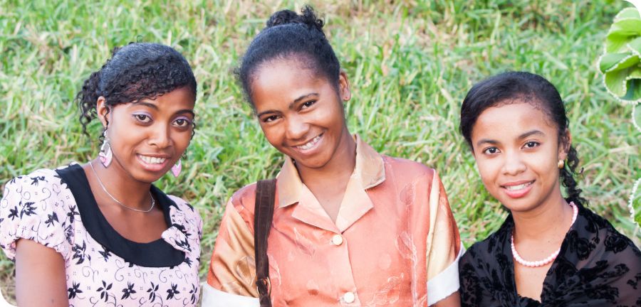 Siilviyaanaa, Doratiin, and Siilvee Aan