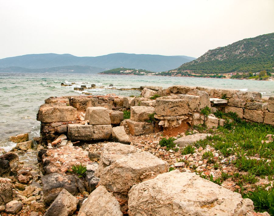 Porto da antiga Cencreia